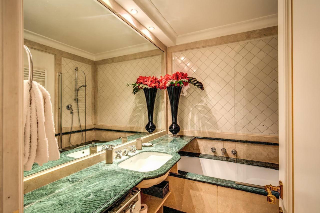 Exquisite By Piazza Navona Apartment