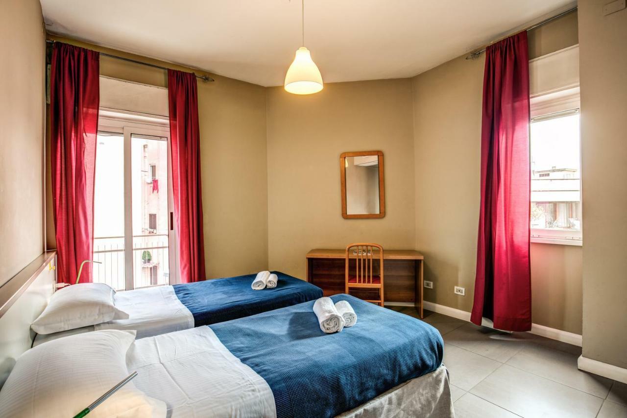 Tuscolano 6 Bedroom 6 Bathroom *