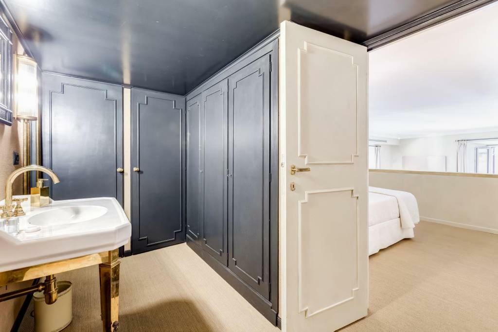 Feriehus Luxurious Loft Facing The Pantheon *
