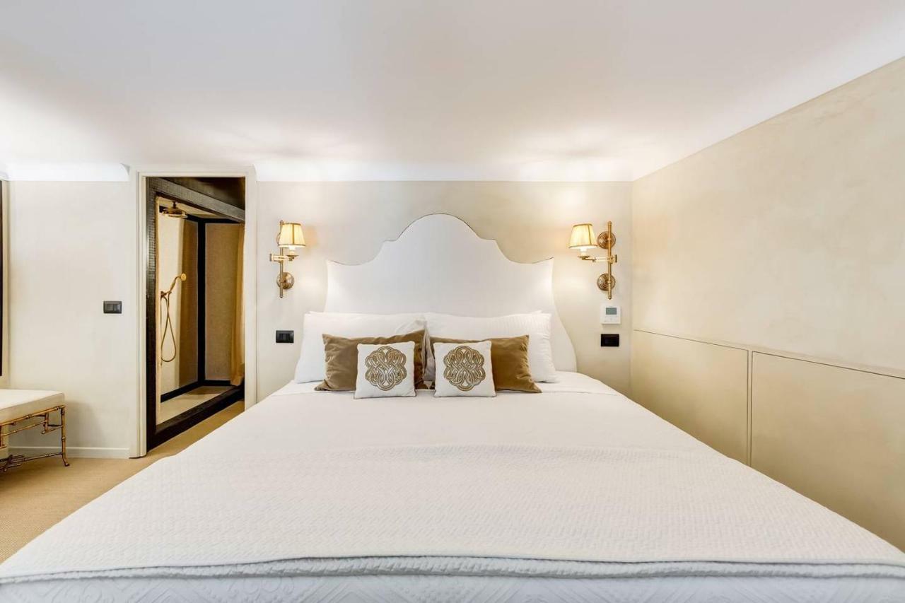 Luxurious Loft Facing The Pantheon Feriehus Roma