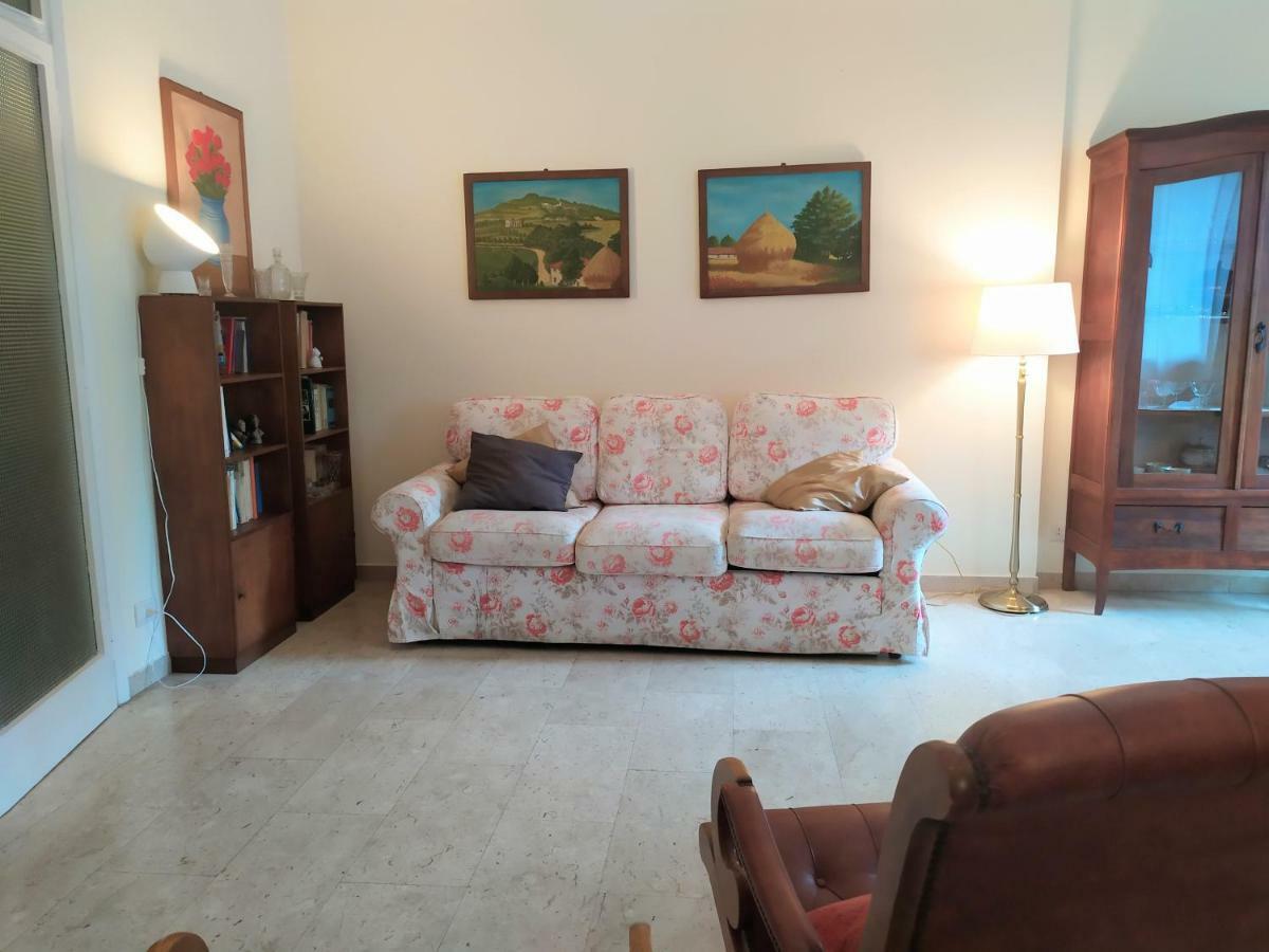 Viale Trastevere 231 A Int.2 * Roma