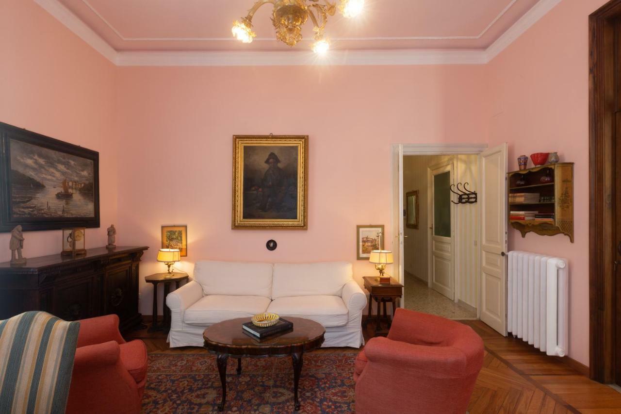 Nizza Bourgeois Family * Roma