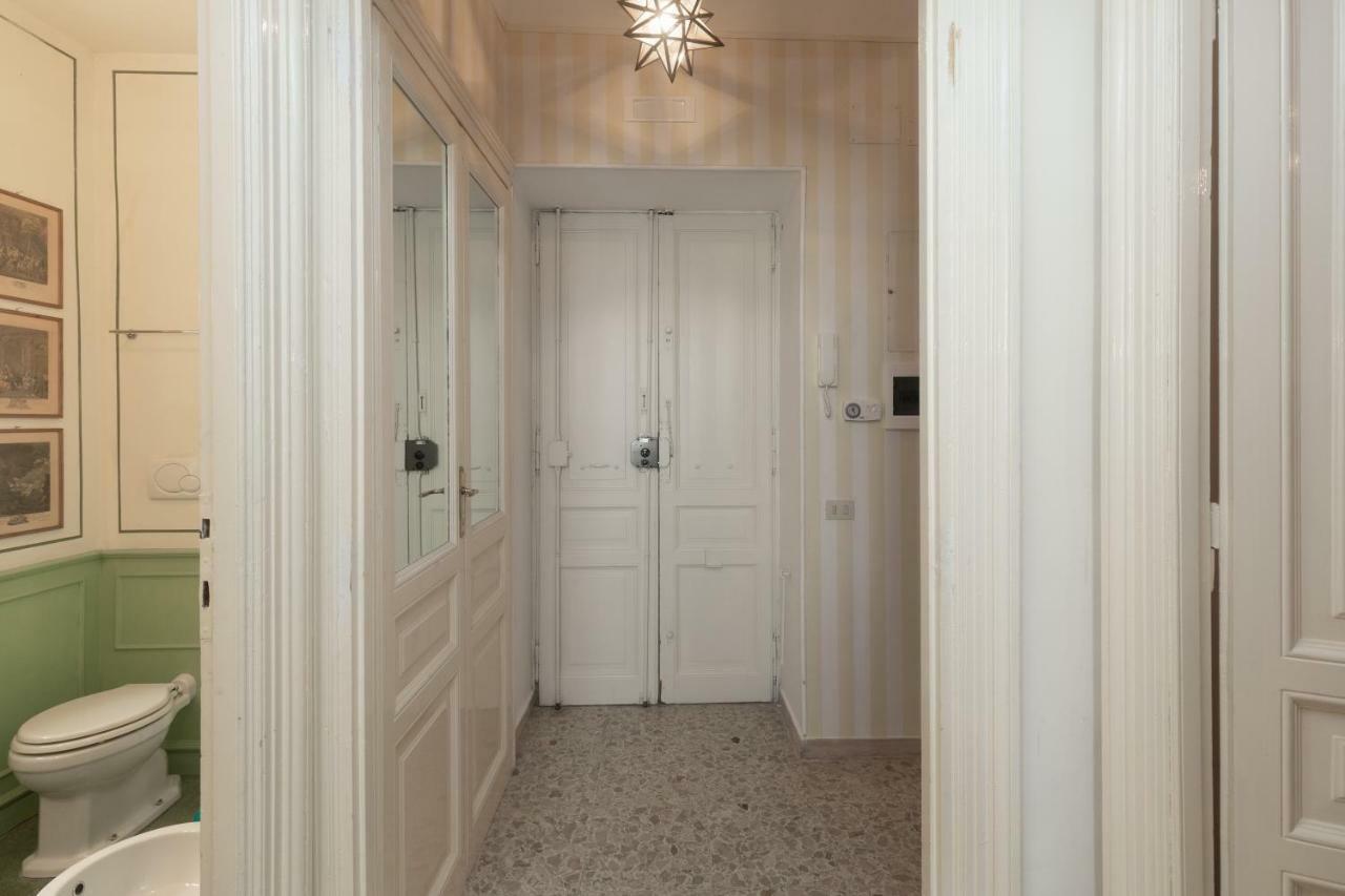 Nizza Bourgeois Family * Roma