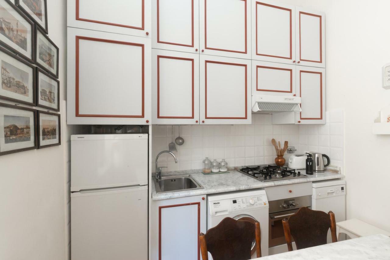Apartment Nizza Bourgeois Family