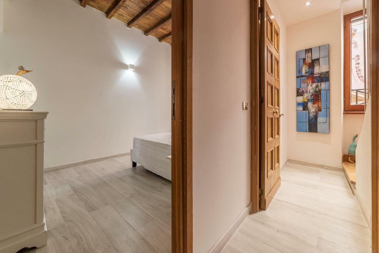Apartment Vittoria Palace Spanish Steps