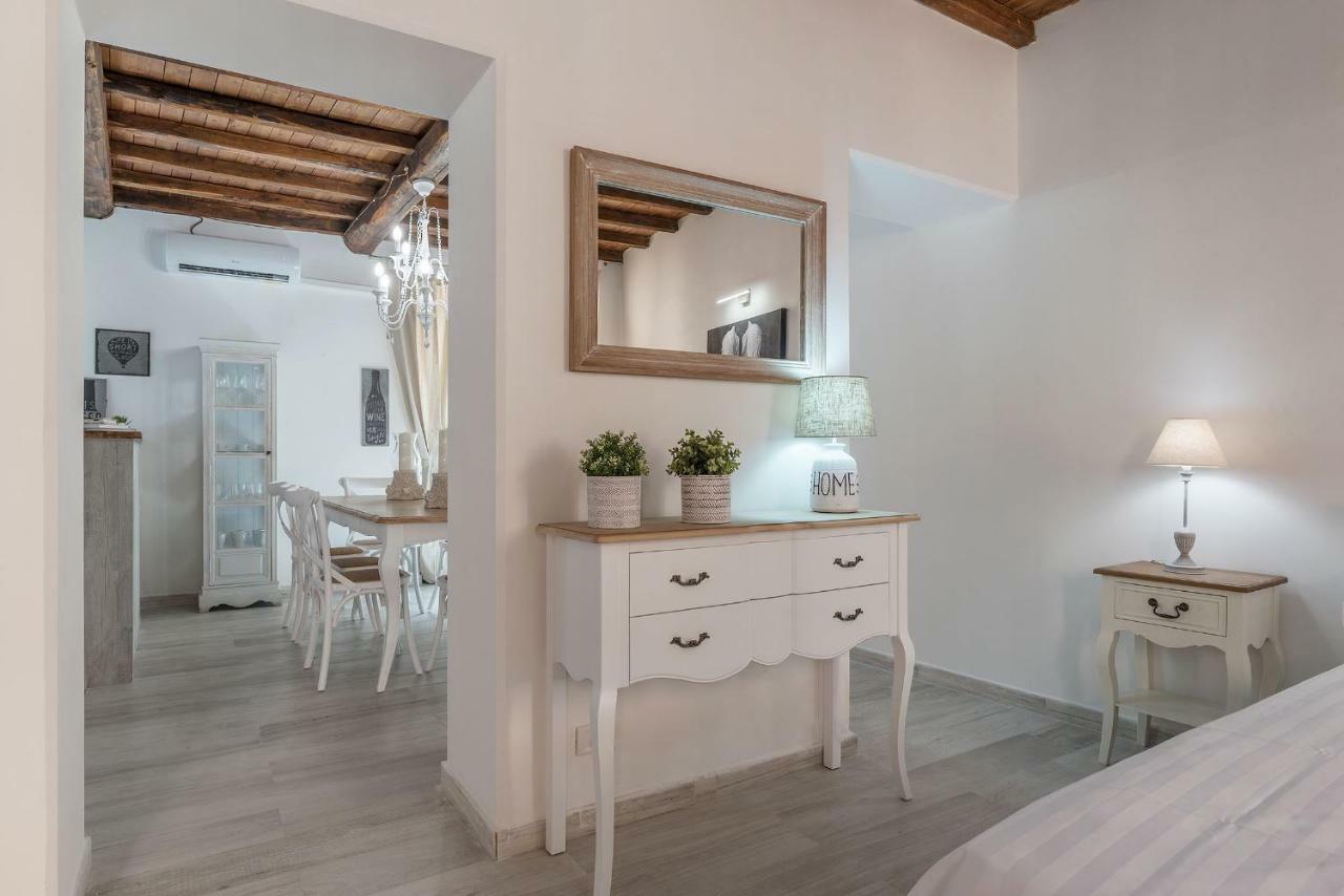 Apartment Vittoria Palace Spanish Steps