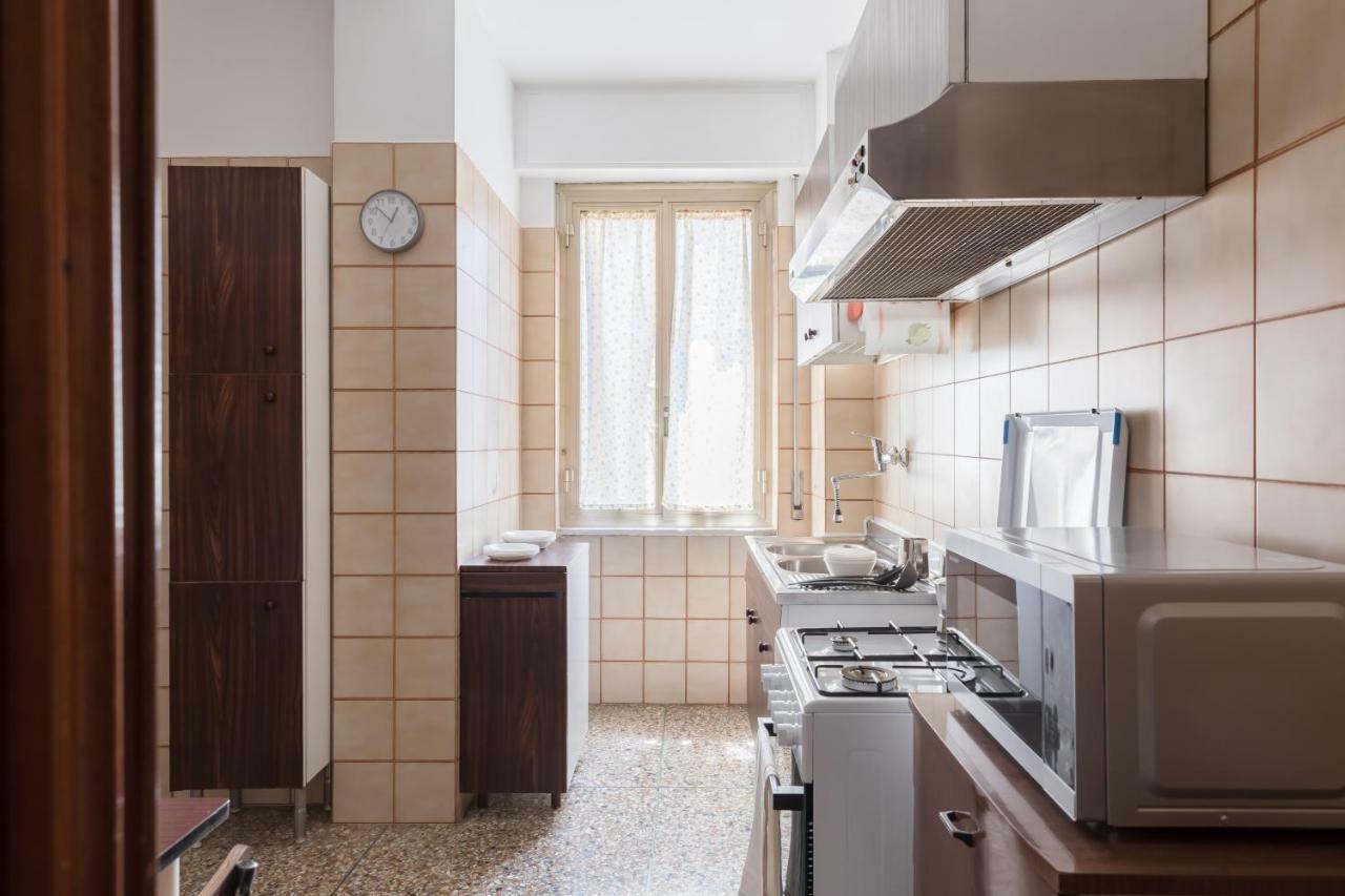Leilighet Hortis Apartment, 5 Persone, 2 Camere, Balcone, Metro C E Tram Per Il Centro *