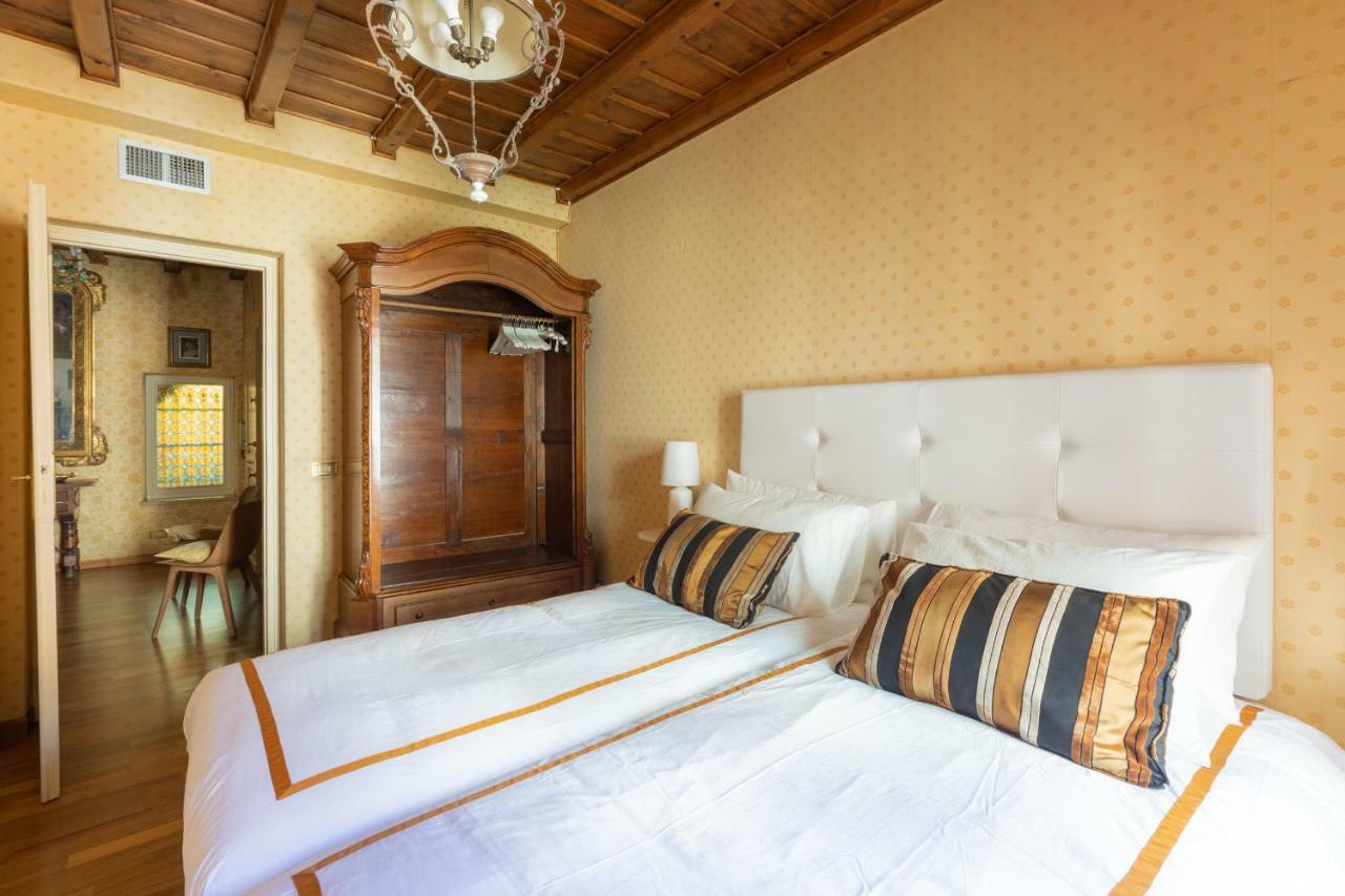 Spanish Steps Casa Nes * Roma