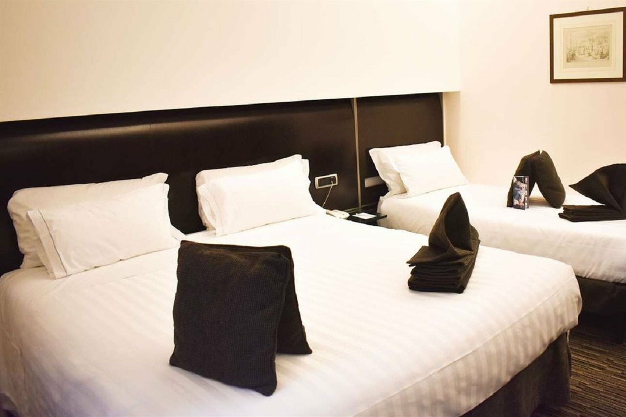 Western Universo 4* Roma