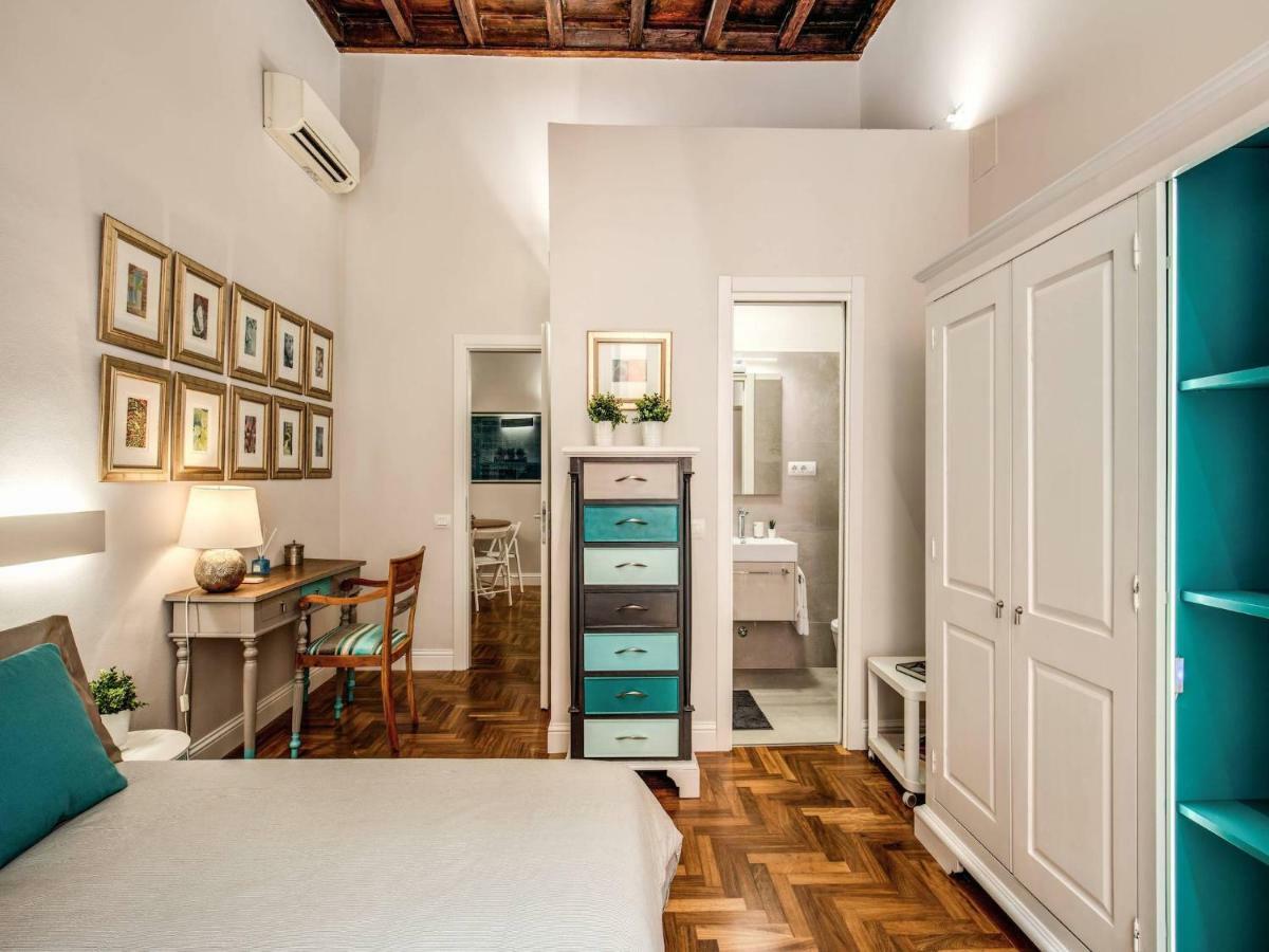 Residenza Paola Roma