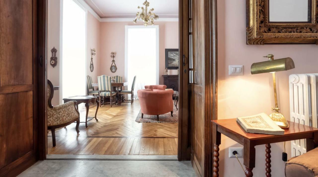 Nizza Bourgeois Family Roma