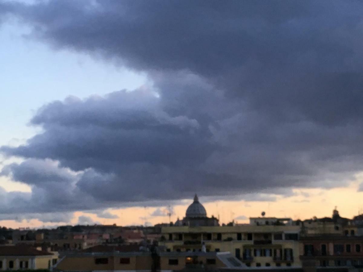 Vatican Next Door * Rom