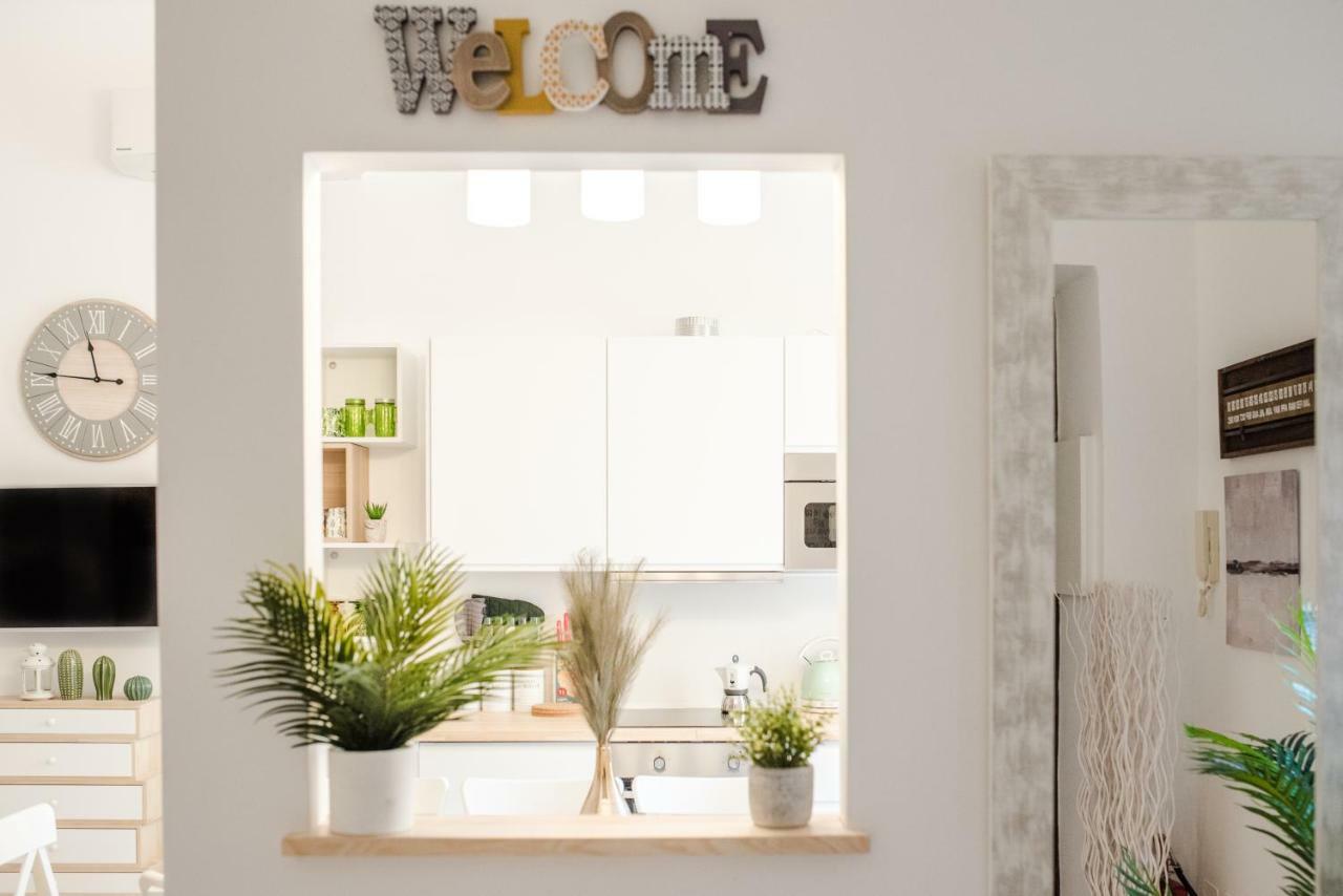 White Fanti Apartment Rome