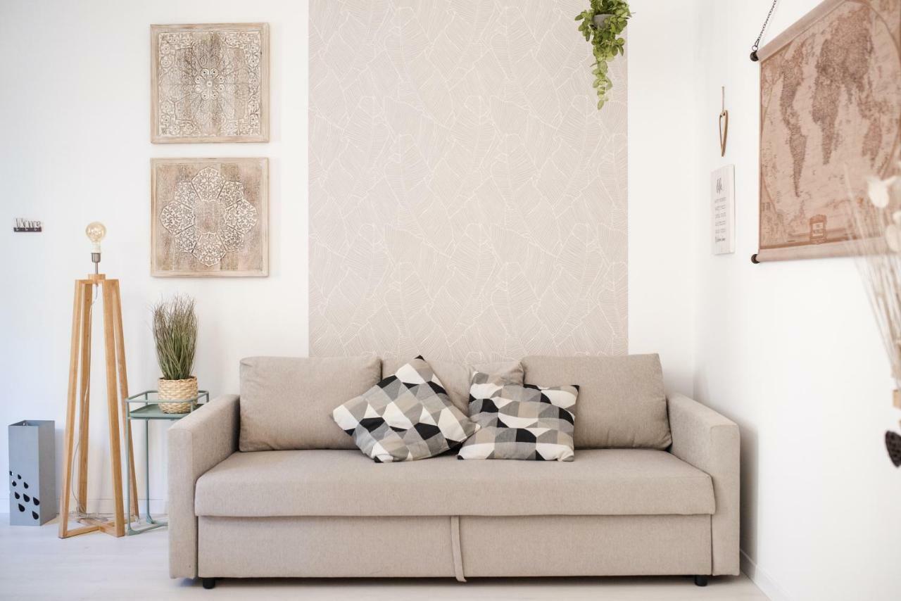 White Fanti Apartment Rome