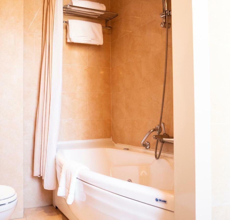 Intown Luxury House 3*