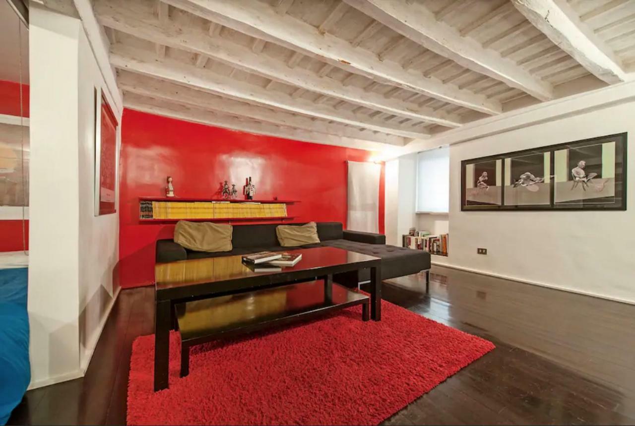 Fiori Flat Apartment *