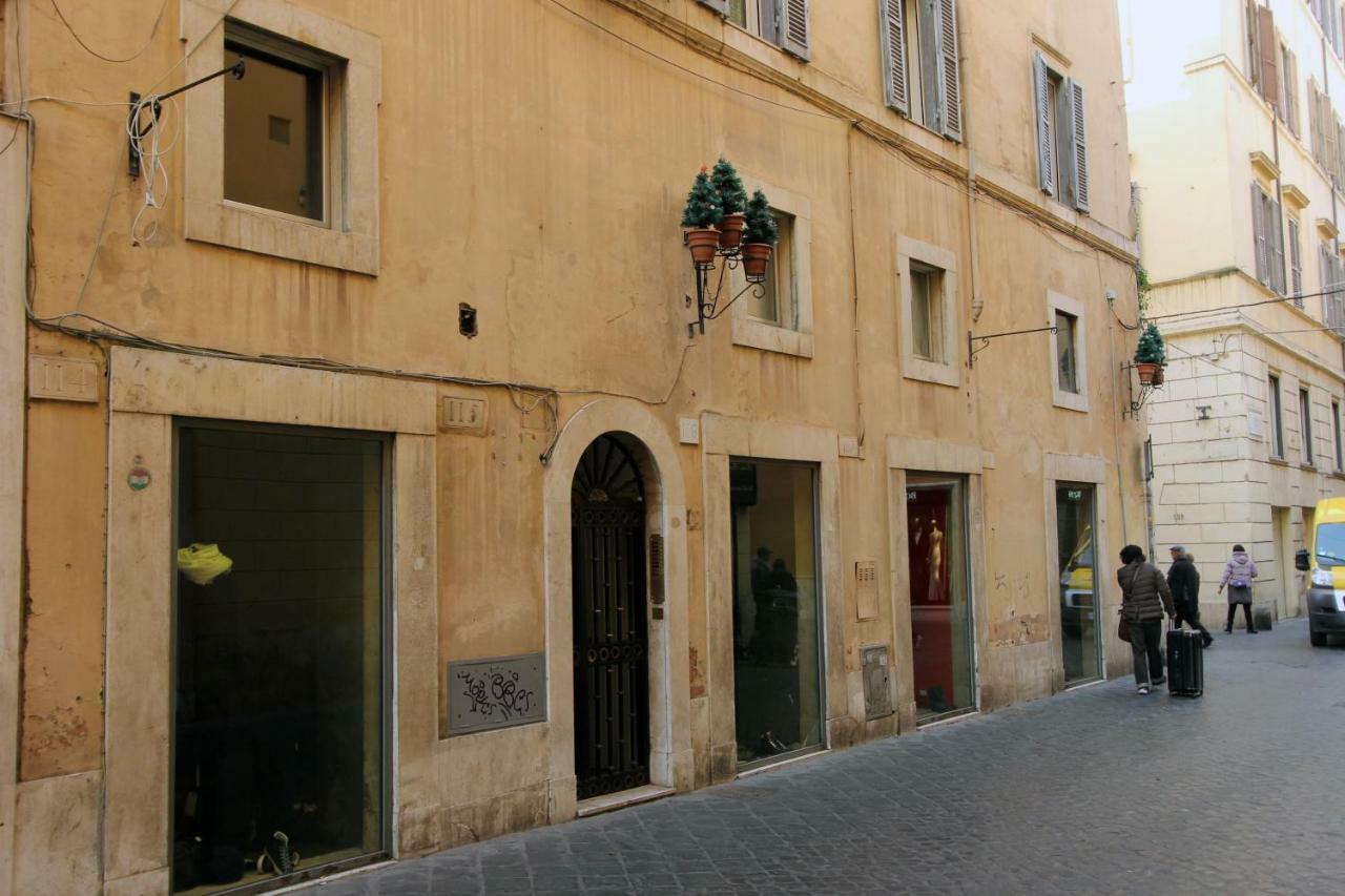 Fiori Flat