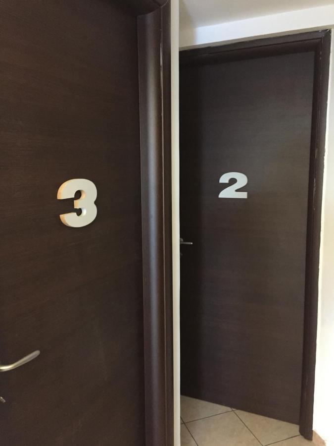 Bakirooms 2*