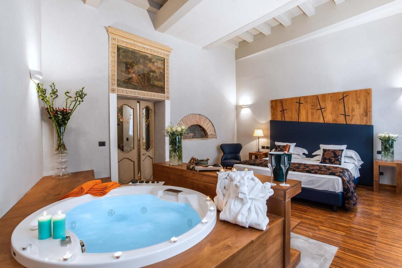 The Code 4* Roma