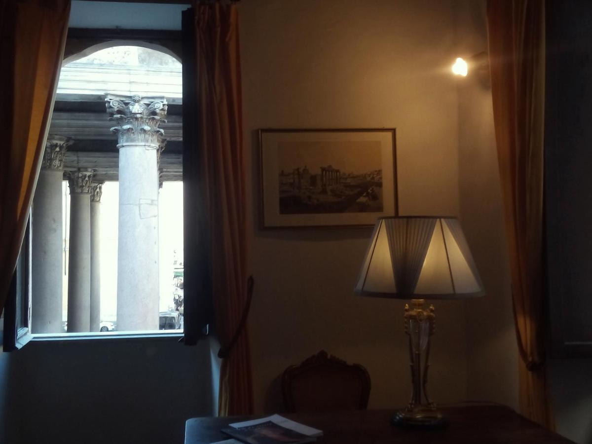 L'antica Dimora Con Splendida Vista Sul Pantheon Apartamento Roma