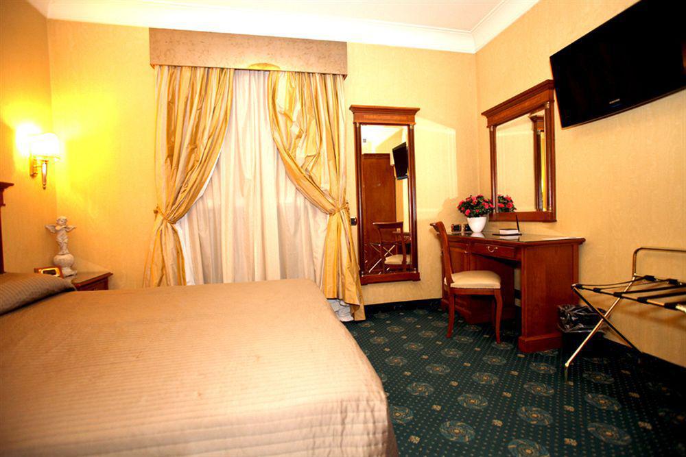 Bed & Breakfast Luxury H 2000 3*