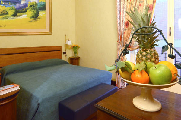 Relais 6 Via Tolmino Hotel