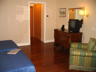 Summit Hotell