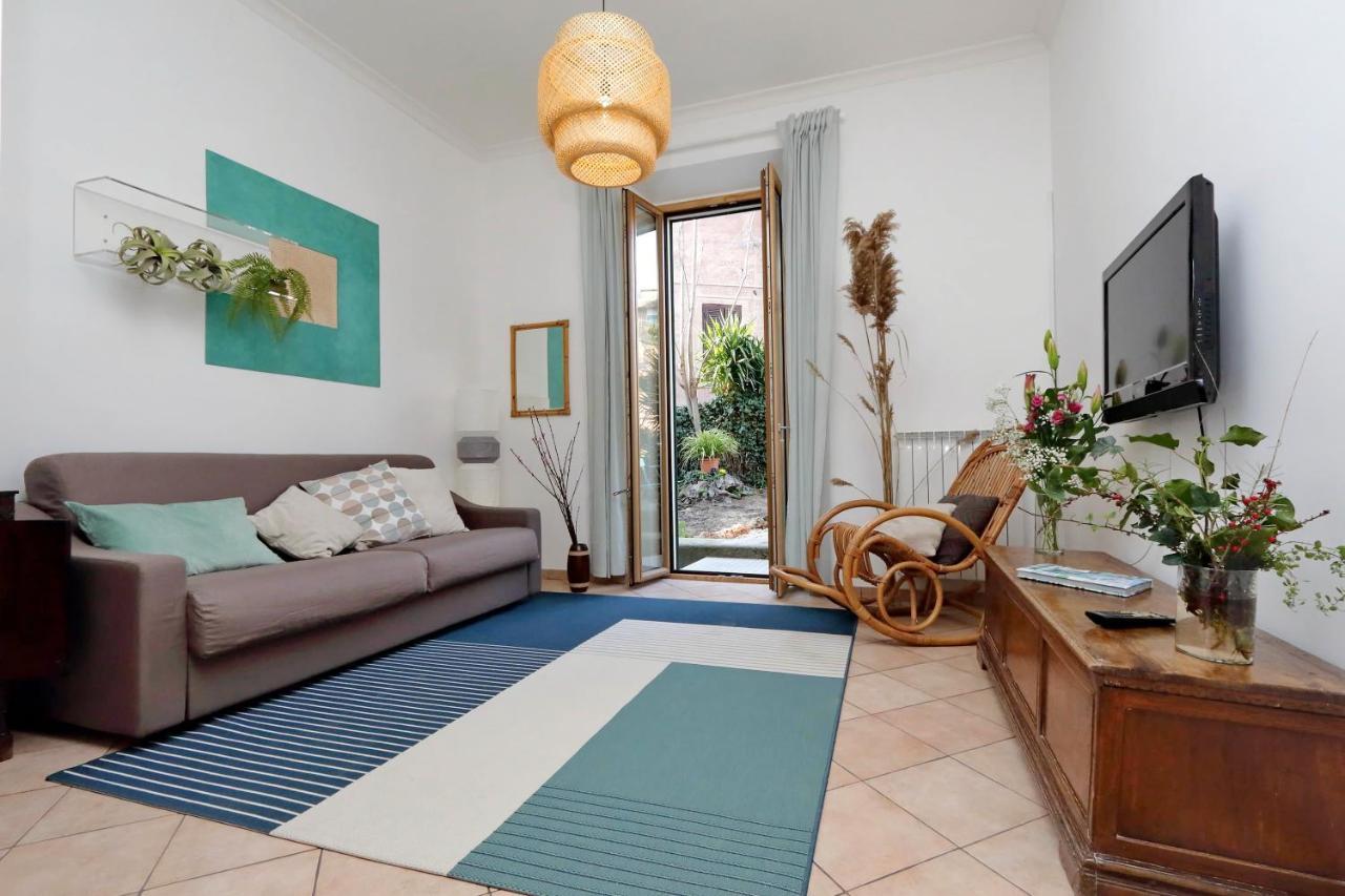 Apartamento Garden Downtown. 3 Stops From Colosseum Roma
