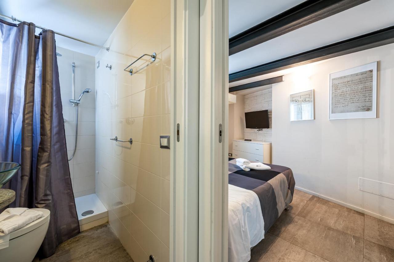 Irex Tevere Sant Angelo Private Apartment *