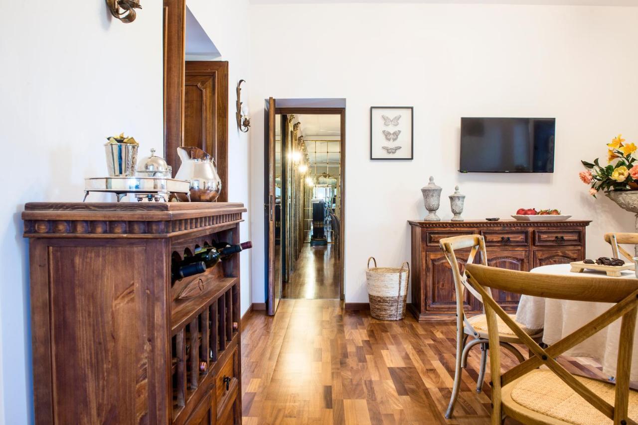 Anaida Villa