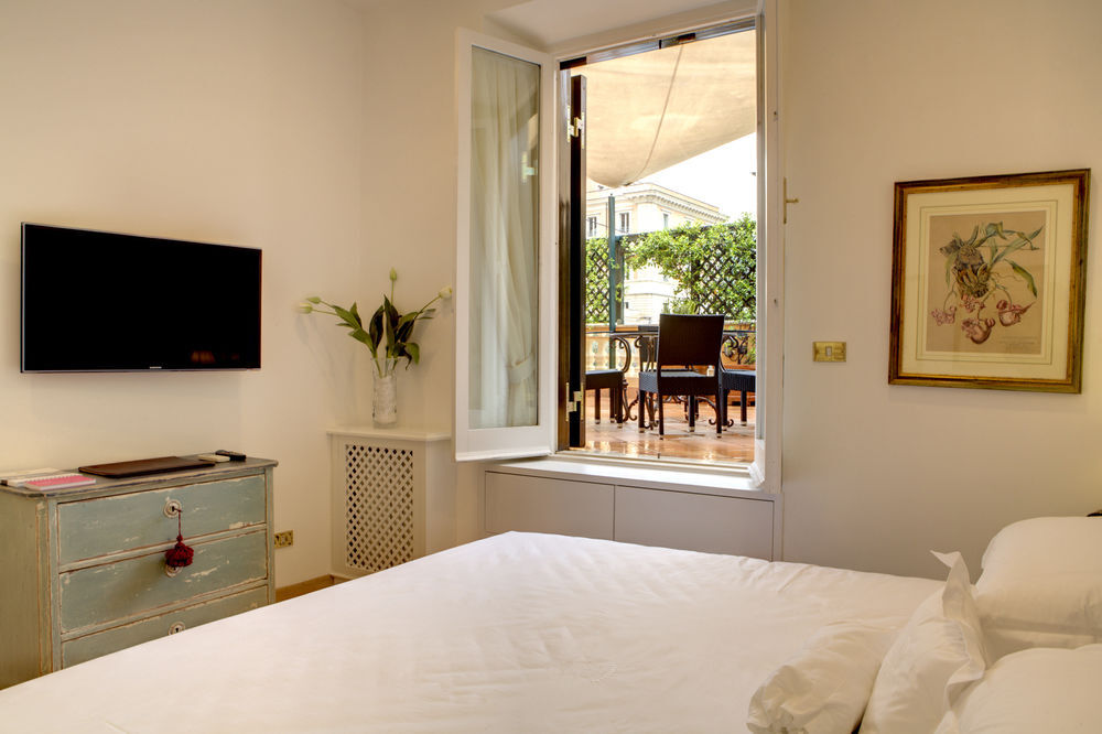 Spalletti Trivelli - Small Luxury Of The Word