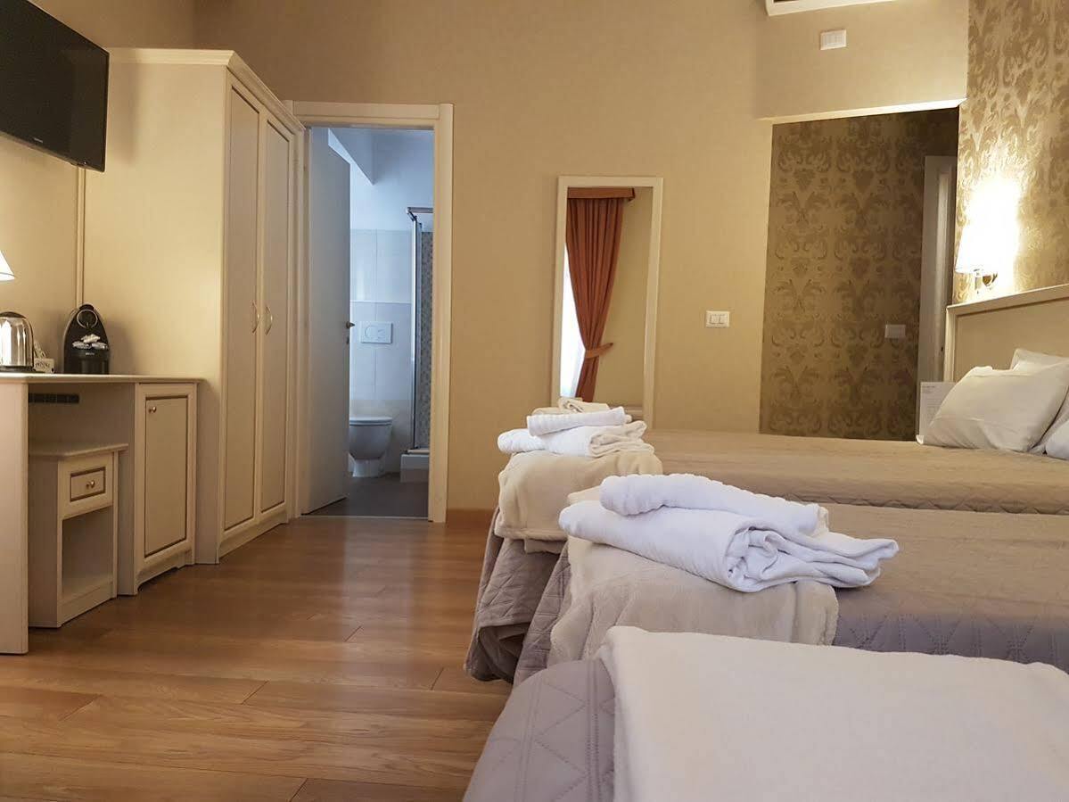 Affittacamere Domus Bocca Di Leone Roma