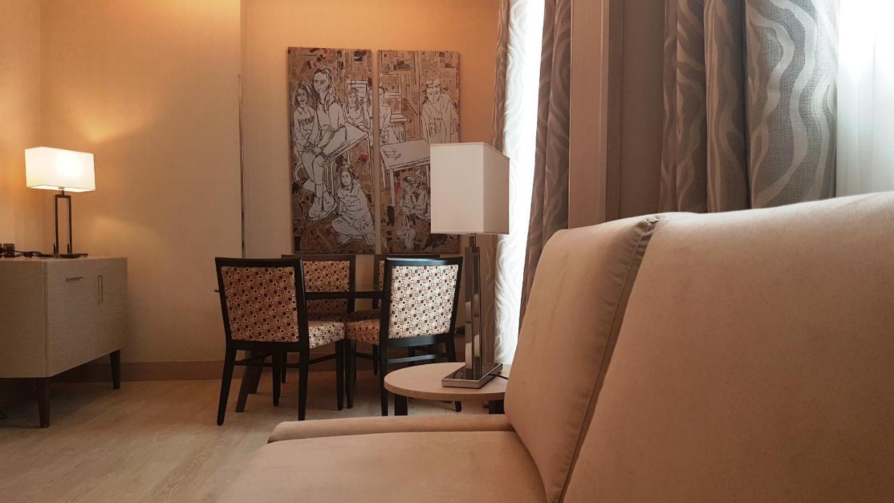 Genova Hotell 4*
