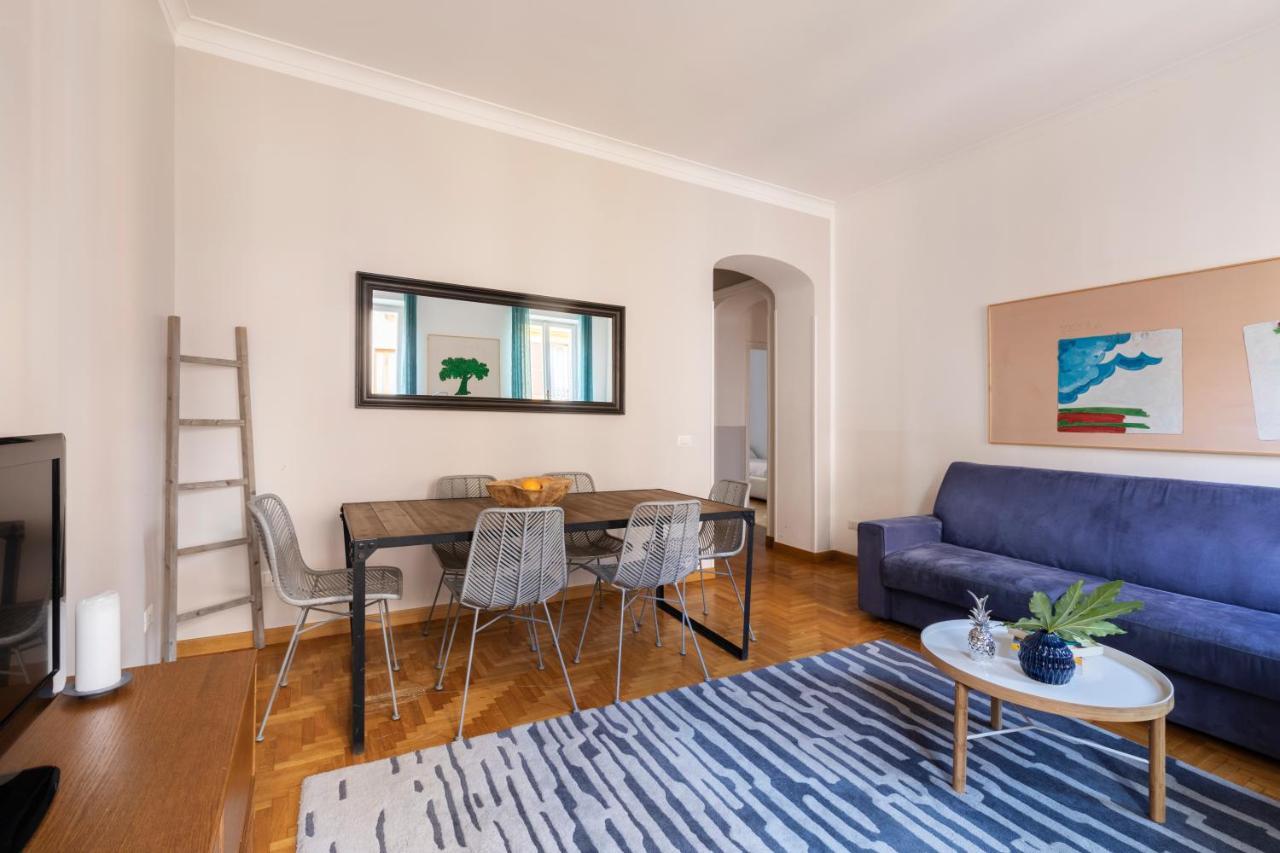 Romac Condotti With 3 Bedrooms Near The Spanish Steps Apartamento *