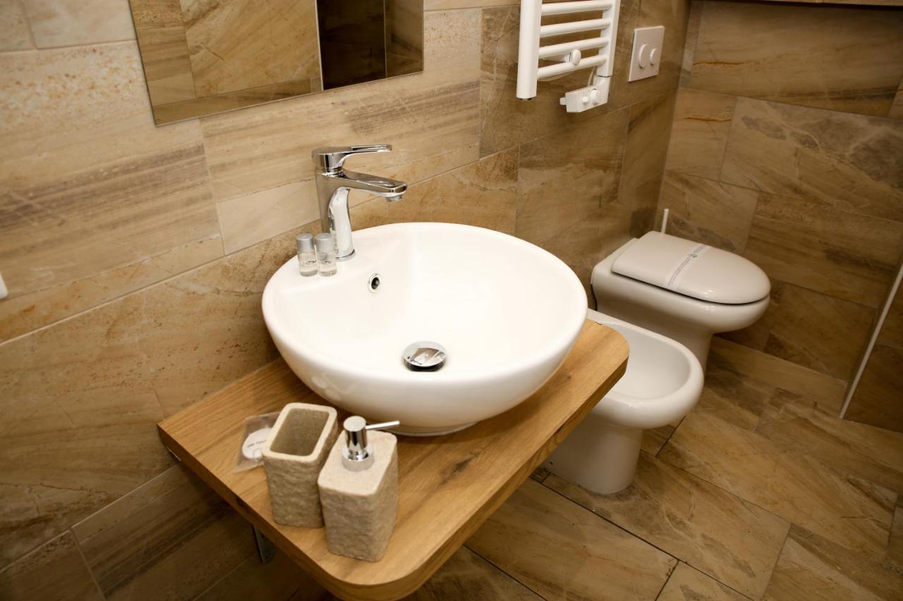 Vatican Comfort Suites