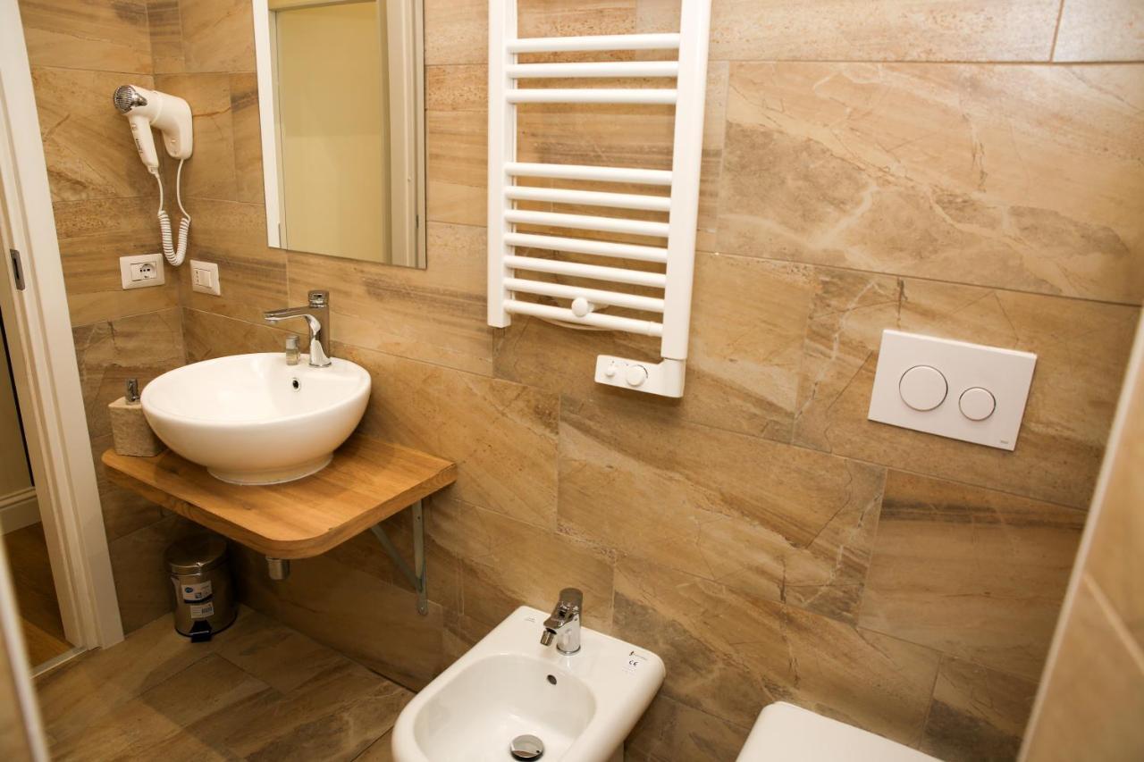 Pensión Vatican Comfort Suites 2*
