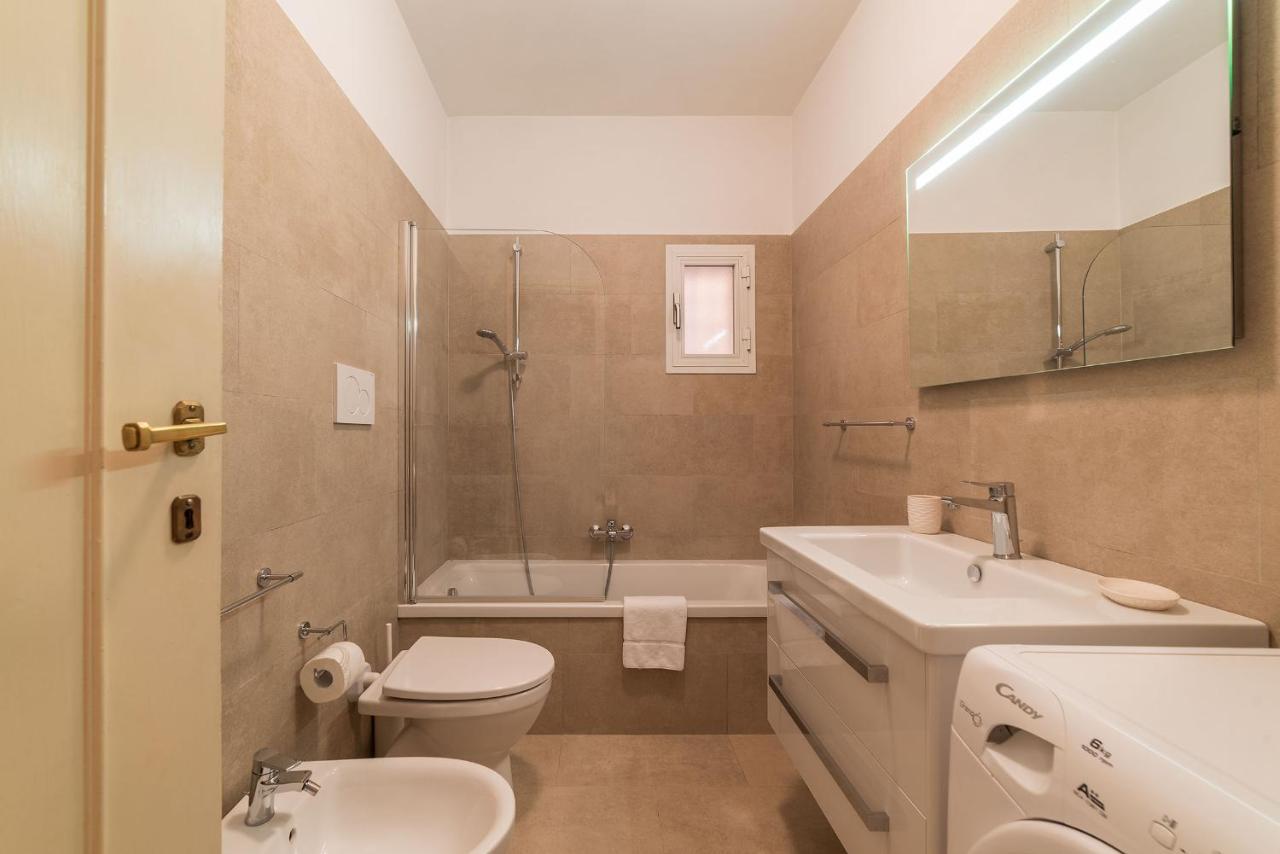 A Peaceful Retreat 2 Minutes From Piazza Navona - Fromhometorome *