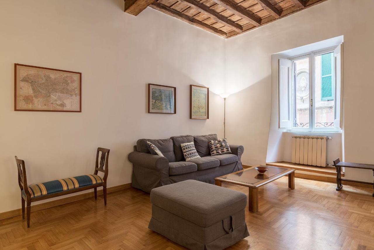 Apartamento A Peaceful Retreat 2 Minutes From Piazza Navona - Fromhometorome *
