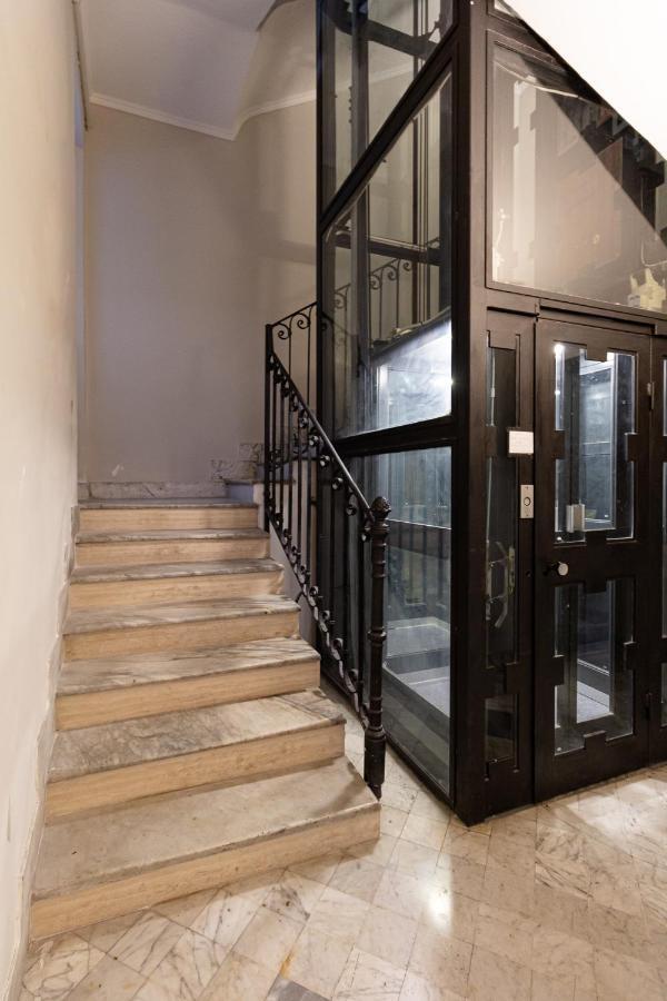 Harry's Bar Trevi Luxury - Modelli * Roma