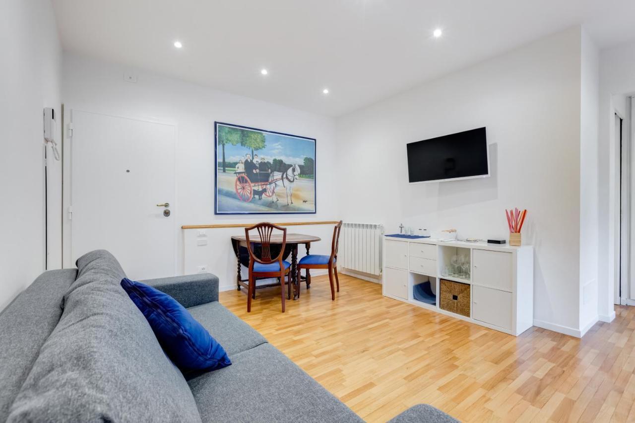 Apartment Giulio Cesare *