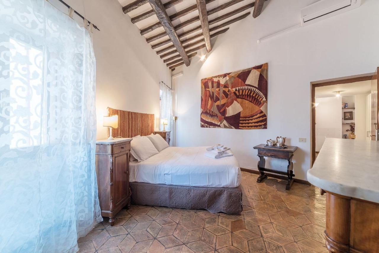 Appartamento By The Charming Piazza Navona - Fromhometorome *