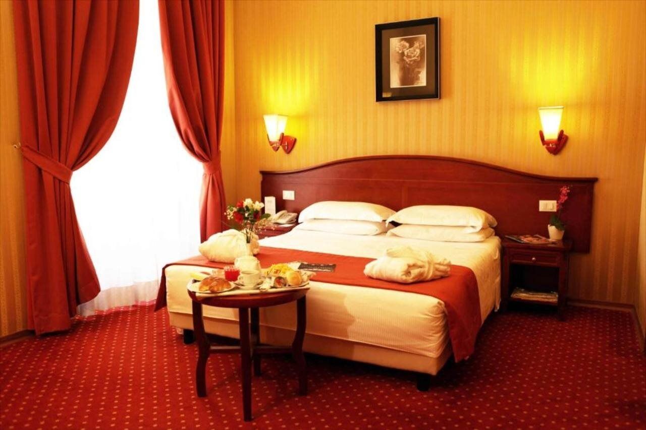 Hotel Augusta Lucilla Palace