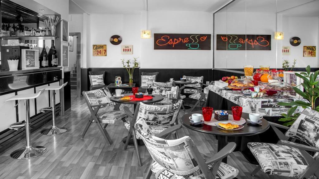 Radio Hotel Roma