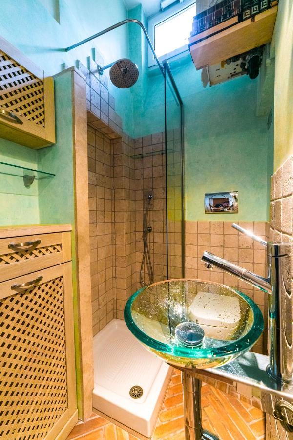 Maison Specchi