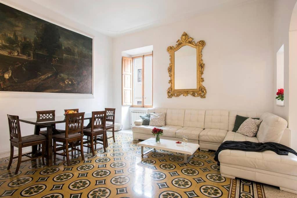 Treasurerome Opera Appartamento