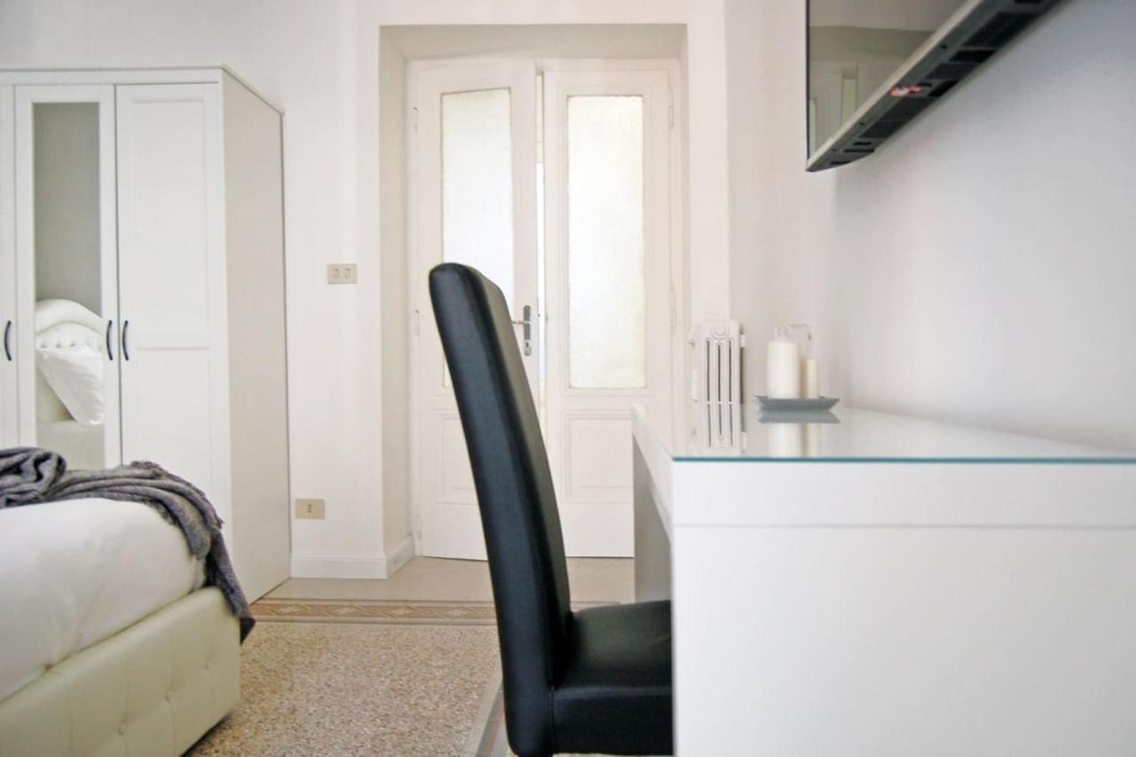 Apartment Guardabassi Collection - Vatican White By Varental *