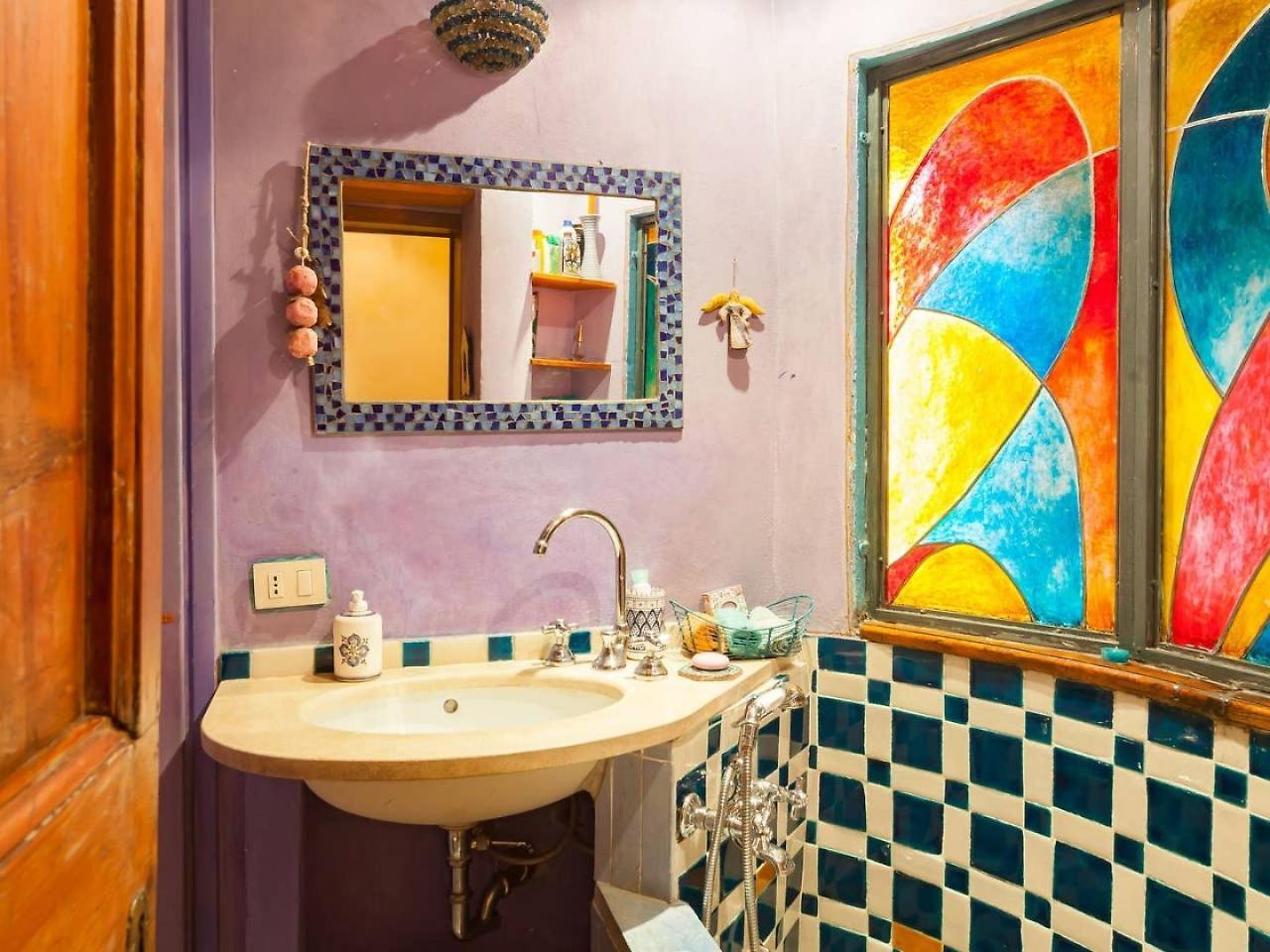 Charming Colosseum Apartment