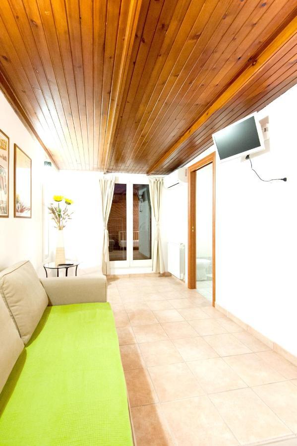 Via Cesare Algranati Apartment