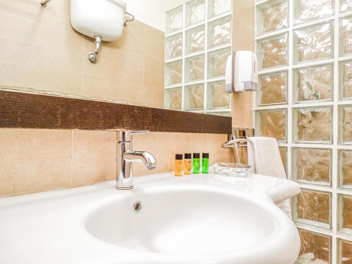 Morelli 1 Bed & Breakfast 5*