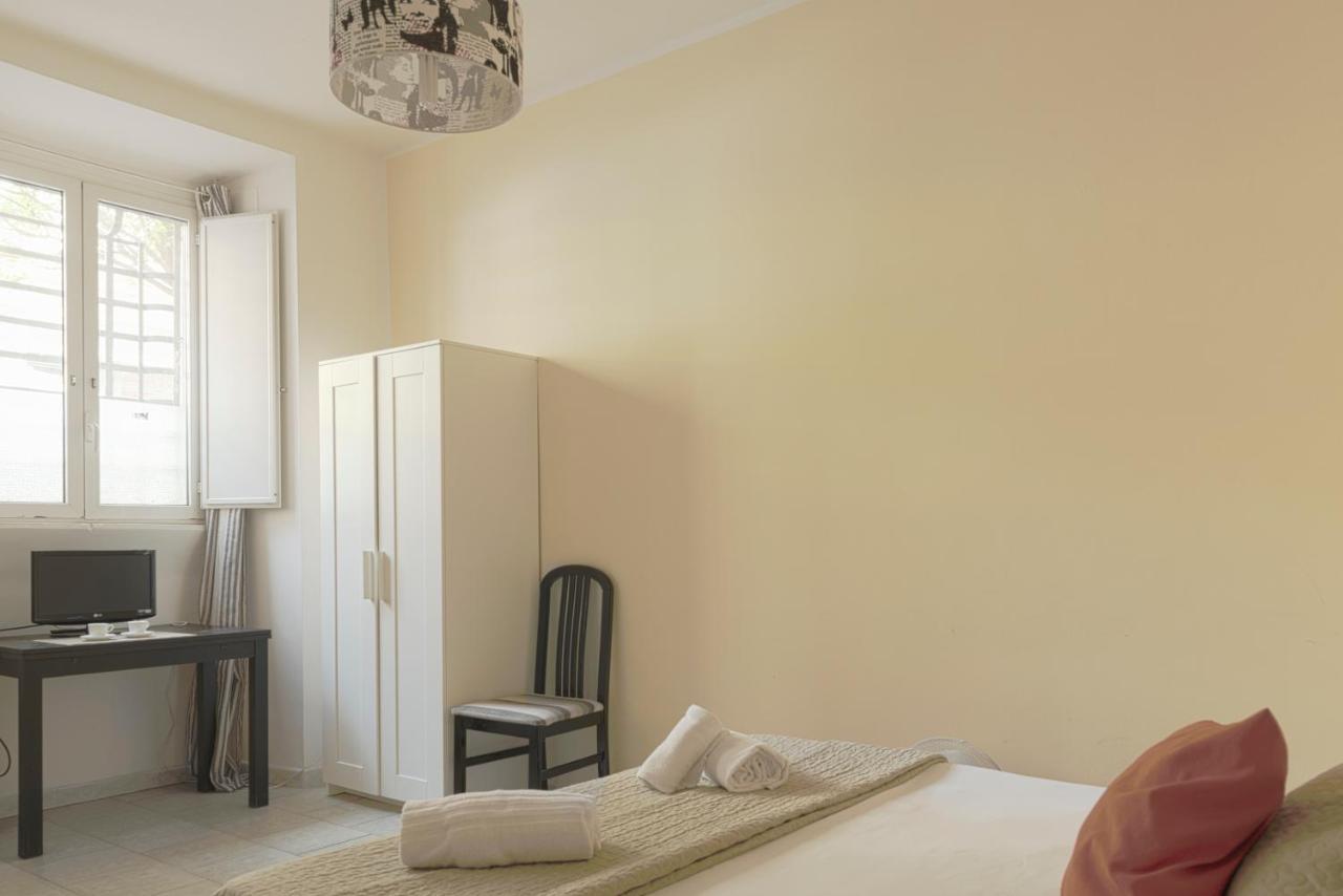 Al Colosseo 8 Bed & Breakfast 3*